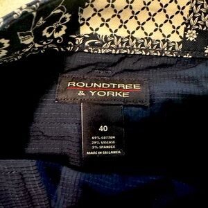 Men’s Golf shorts sz 40 Roundtree and Yorke sold by each pair